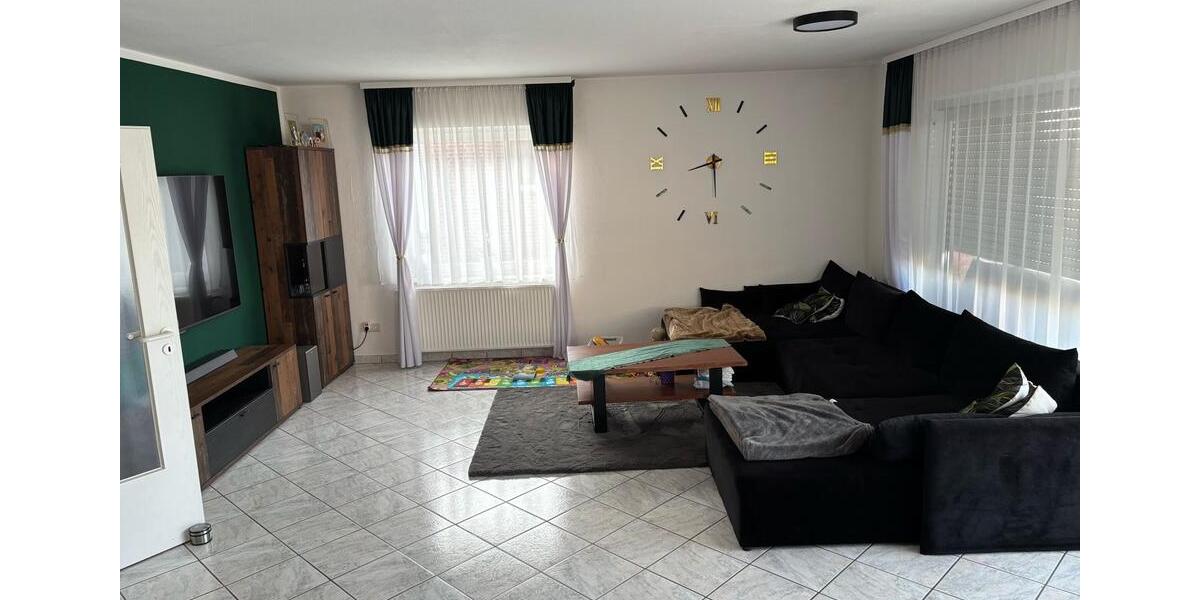 Etagenwohnung Gütersloh Isselhorst - 3 Zimmer, 103 m&sup2;, 1.100&euro; | Angebot:25649452