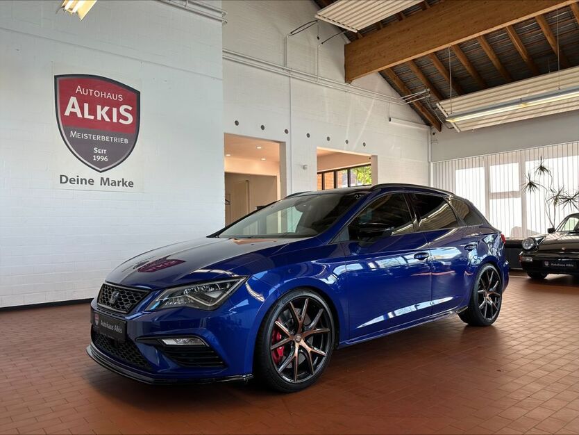 Seat Leon 120.088 km 22.900 € Bielefeld 33647