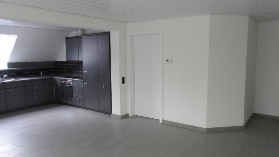 Etagenwohnung Schloß Holte-Stukenbrock Stukenbrock - 2 Zimmer, 83 m&sup2;, 750&euro; | Angebot:25418570