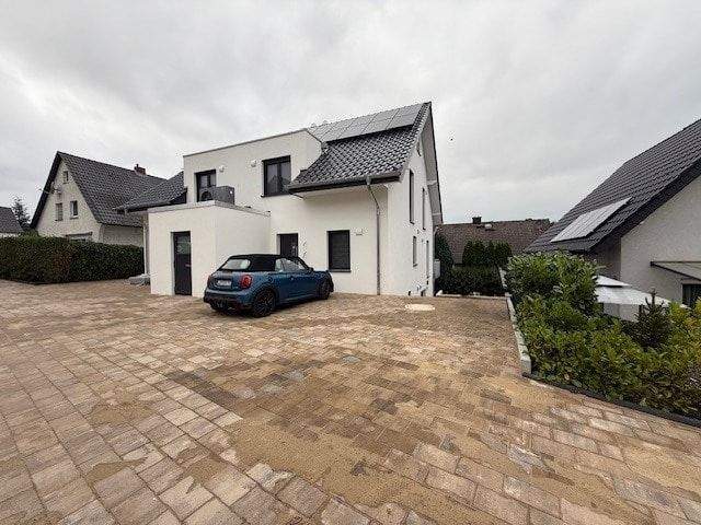 Neubau-Doppelhaushälfte ohne Garten aber mit viel Balkon! Prov.-frei! 5 zimmer