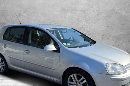 VW Golf 133.000 km 4.650 &euro; Detmold 32758