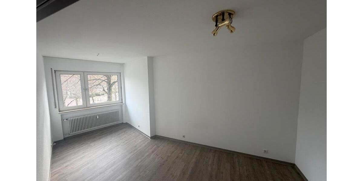 Etagenwohnung Gütersloh - 3 Zimmer, 92 m&sup2;, 858&euro; | Angebot:25723705
