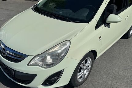 Opel Corsa 158.800 km 2.990 &euro; Melle 49324