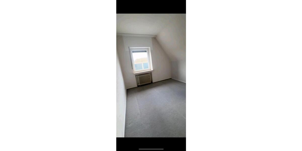 Etagenwohnung Bielefeld Heepen - 4 Zimmer, 75 m&sup2;, 600&euro; | Angebot:26225023