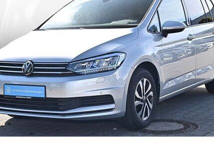 VW Touran 84.586 km 26.890 &euro; Bielefeld 33689