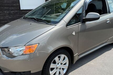 Mitsubishi Colt 36.700 km 7.999 &euro; Rheda-Wiedenbrück 33378