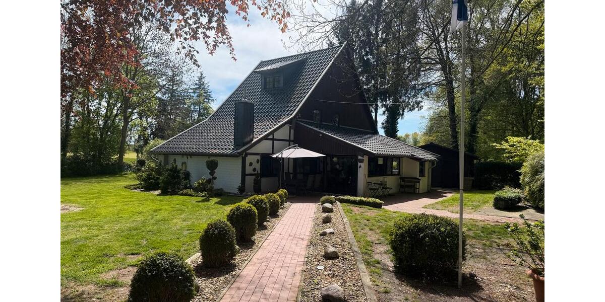 Einfamilienhaus Delbrück - 4 Zimmer, 130 m&sup2;, 1.560&euro; | Angebot:26335417