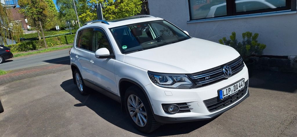 VW Tiguan 77.000 km 16.500 &euro; Detmold 32758