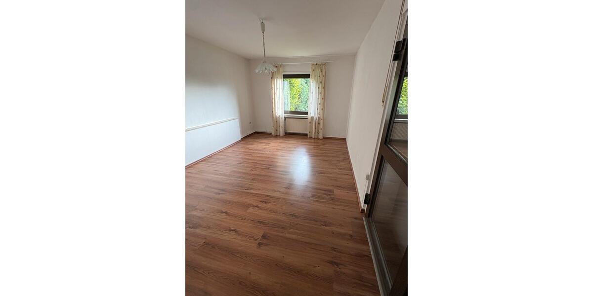 Einfamilienhaus Bünde - 6 Zimmer, 153 m&sup2;, 230.000&euro; | Angebot:27108843