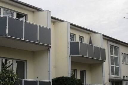 Bünde-Südlengern: großzügig geschnittene 3 Zimmerwohnung auf 2 Ebenen mit Balkon und Terrasse 3 zimmer