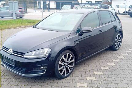 VW Golf 36.000 km 15.500 &euro; Lage 32791