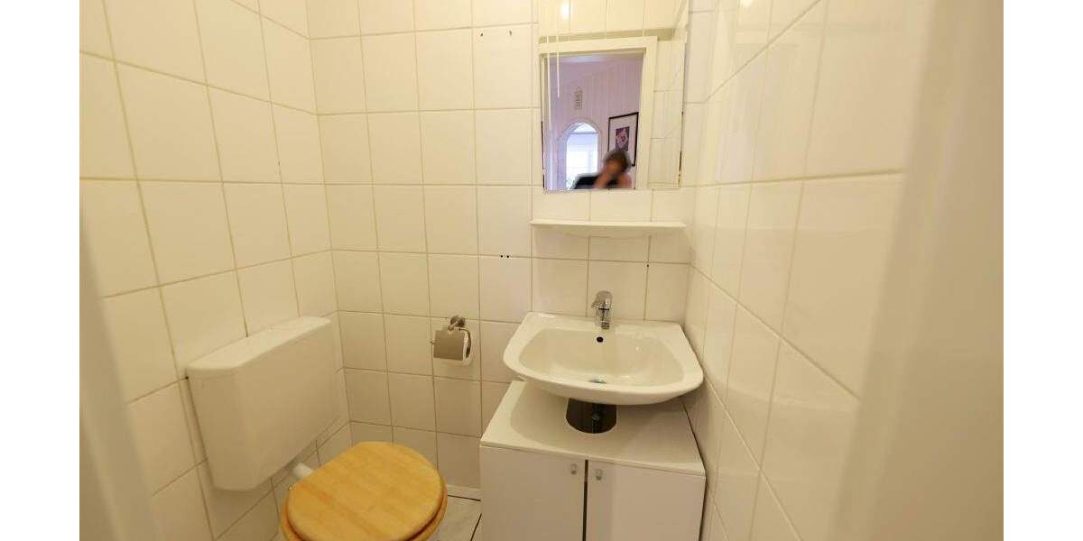 Etagenwohnung Lage Waddenhausen - 3 Zimmer, 85 m&sup2;, 160.000&euro; | Angebot:25689544