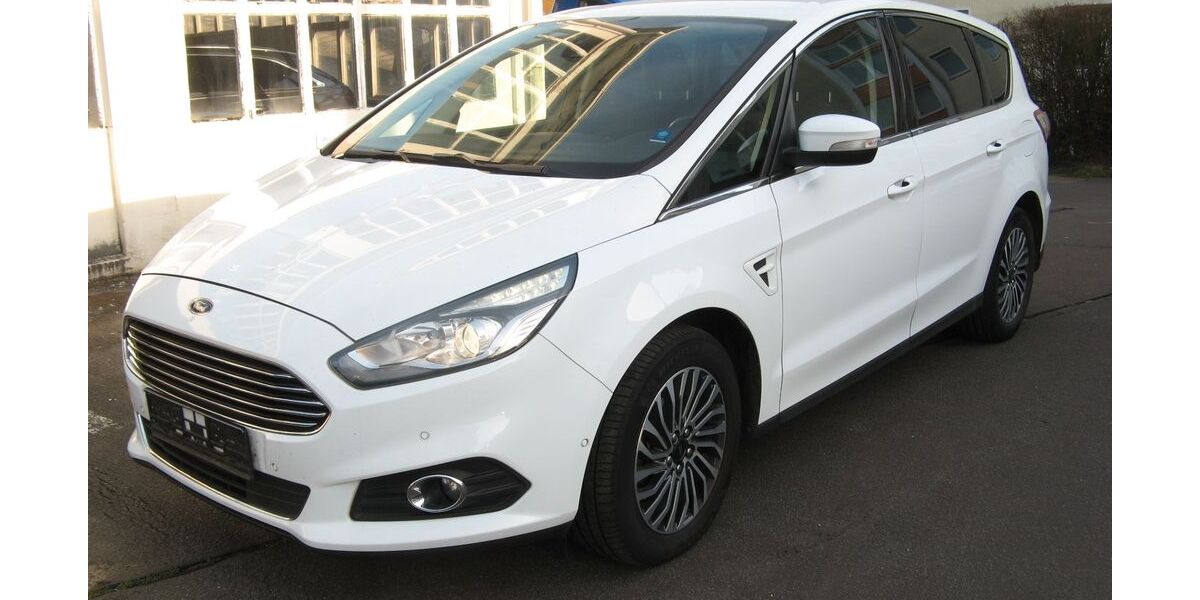 Ford S-Max 183.000 km 10.900 &euro; Bielefeld 33613