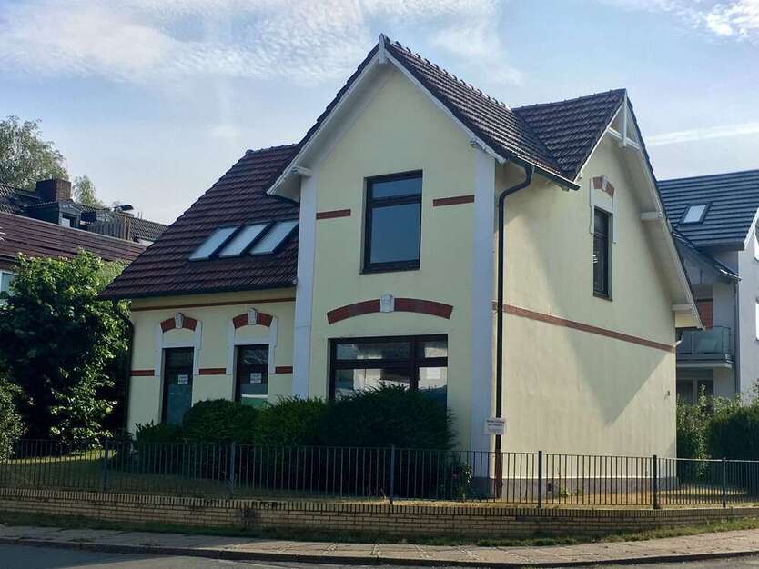 Büro in Oststeinbek 1.500 € 145 m²