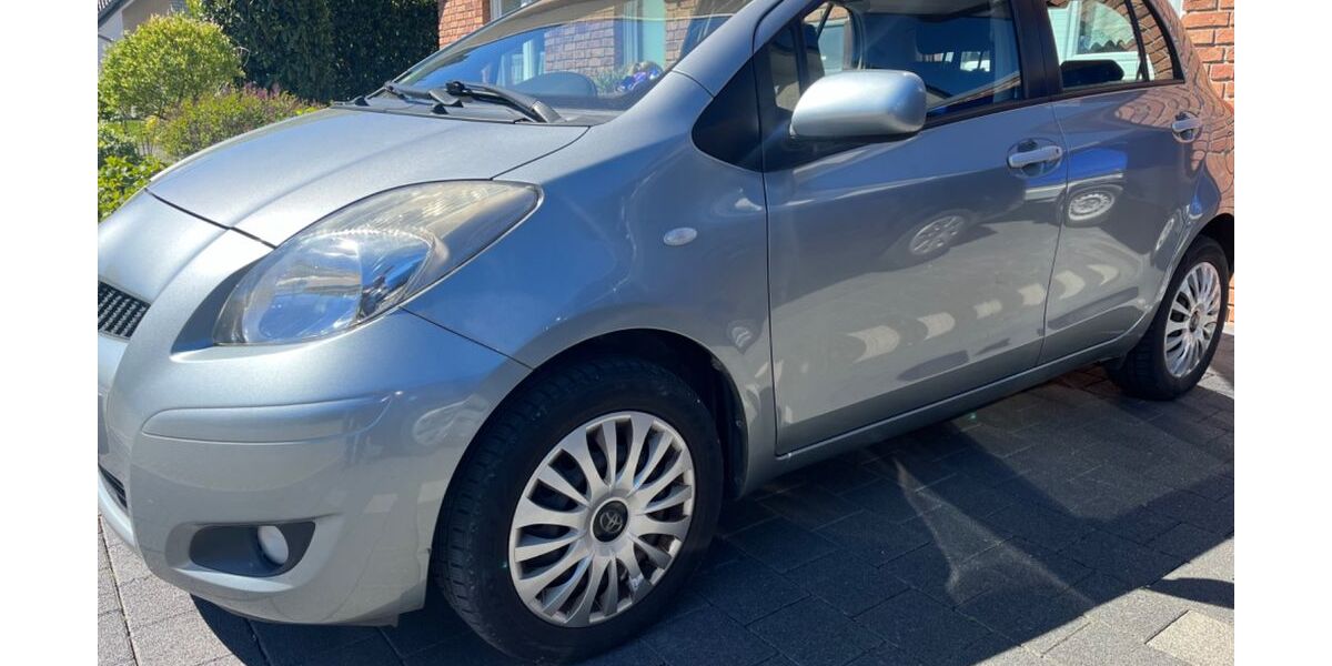 Toyota Yaris 126.700 km 4.444 &euro; Herford 32051
