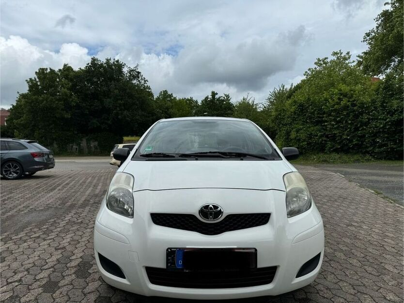 Yaris