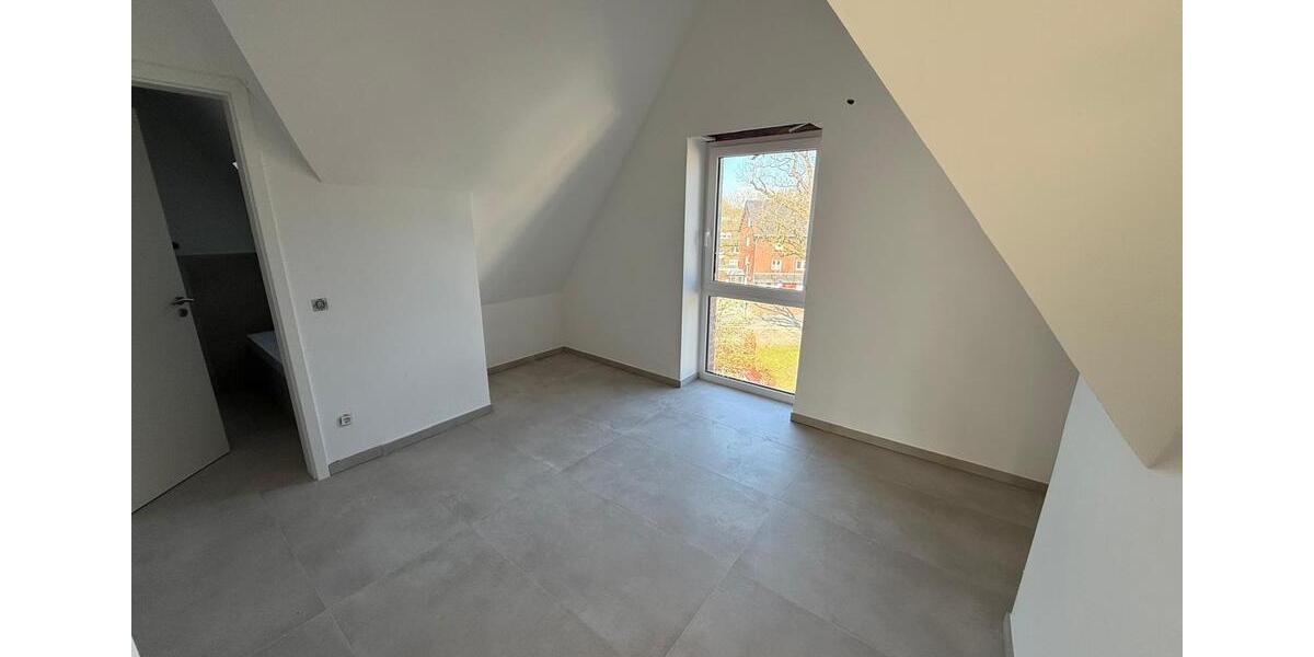 Einfamilienhaus Harsewinkel - 3 Zimmer, 140 m&sup2;, 1.450&euro; | Angebot:25766931