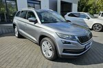 Skoda Kodiaq 2.0 TDI 4x4 NAVI PANO RFK LED AHK LEDER 174.691 km 20.990 € Löhne 32584