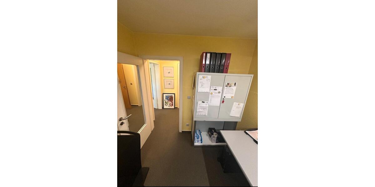 Zentrale 2 Zimmer Wohnung mit Stellplatz Ideal für max. 2 Persone 2 zimmer