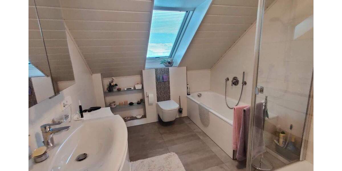 Doppelhaushälfte Bielefeld Quelle - 5 Zimmer, 124 m&sup2;, 440.000&euro; | Angebot:25744692