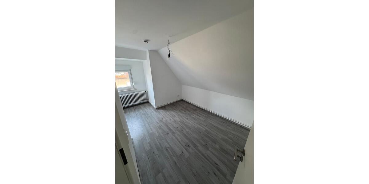 Dachgeschoßwohnung Bielefeld Schildesche - 3 Zimmer, 55 m&sup2;, 550&euro; | Angebot:25649470