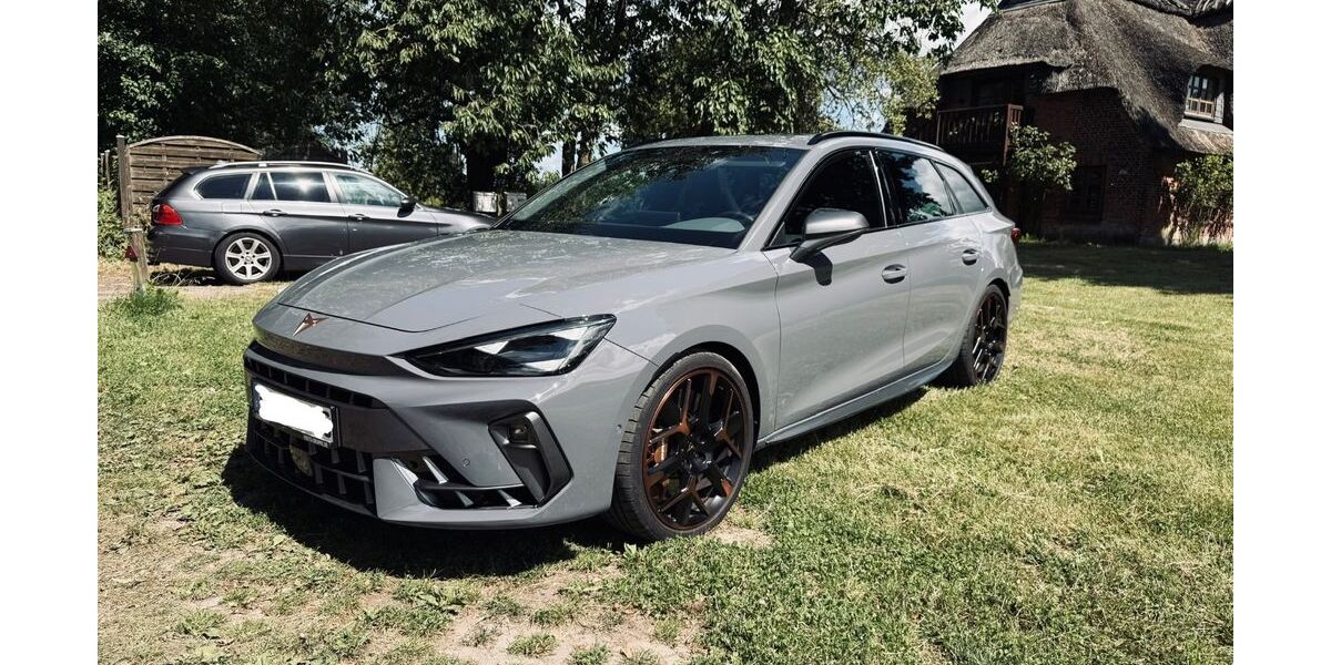 Cupra Leon 23.000 km 41.000 &euro; Oerlinghausen 33813