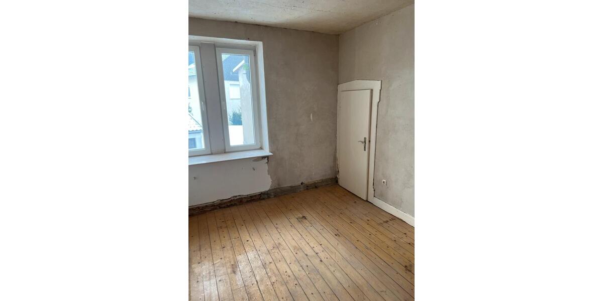 Doppelhaushälfte Bad Salzuflen - 6 Zimmer, 171 m&sup2;, 239.000&euro; | Angebot:25802091