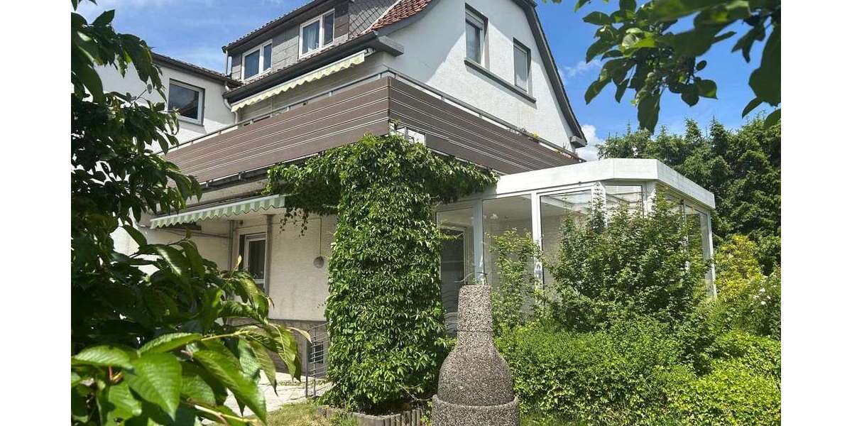 Haus zum Kaufen in Detmold 349.000 € 264 m² 11 zimmer