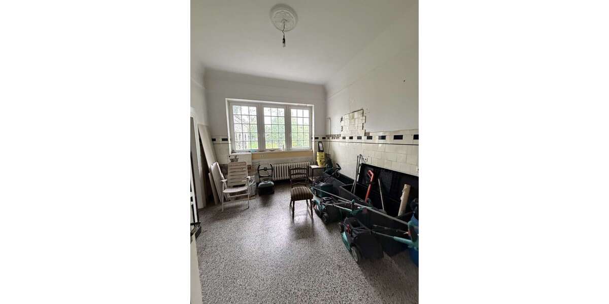 Denkmalgeschützte Fabrikantenvilla an der Weser Parkgrundstück mit drei zusätzlichen Bauplätzen - Villa Vlotho | Angebot:27254373