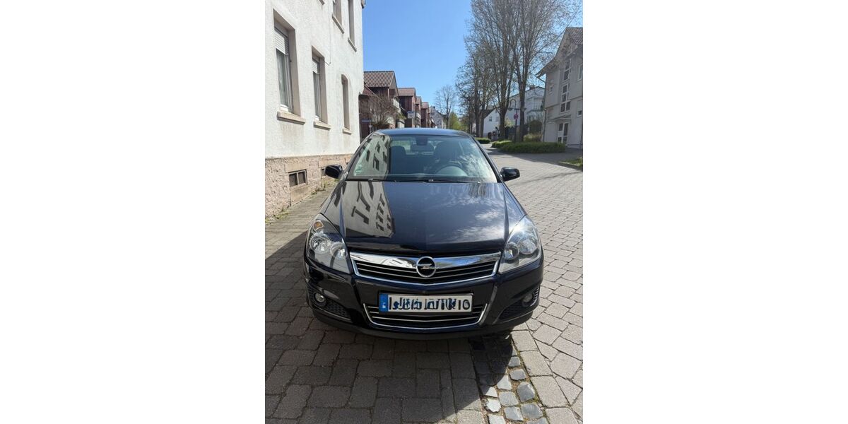 Opel Astra 87.000 km 6.500 &euro; Detmold 32756