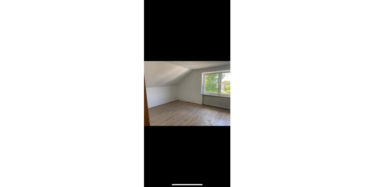 Dachgeschoßwohnung Vlotho - 1 Zimmer, 44 m&sup2;, 550&euro; | Angebot:26150902