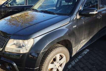 Suzuki Grand Vitara 256.026 km 4.400 &euro; Bielefeld 33602