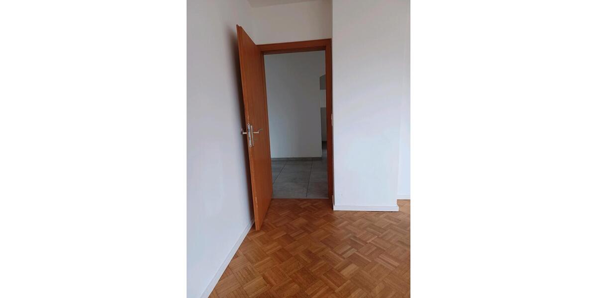 Etagenwohnung Detmold Hakedahl - 3 Zimmer, 62 m&sup2;, 866&euro; | Angebot:25988585