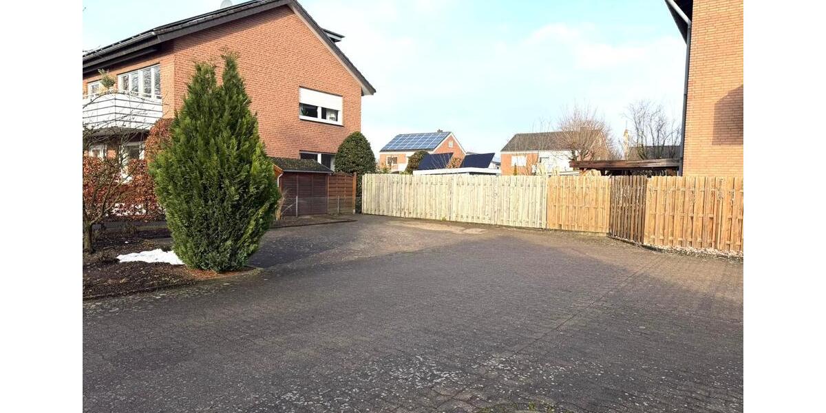 Dachgeschoßwohnung Harsewinkel - 3 Zimmer, 84 m&sup2;, 219.000&euro; | Angebot:25205117