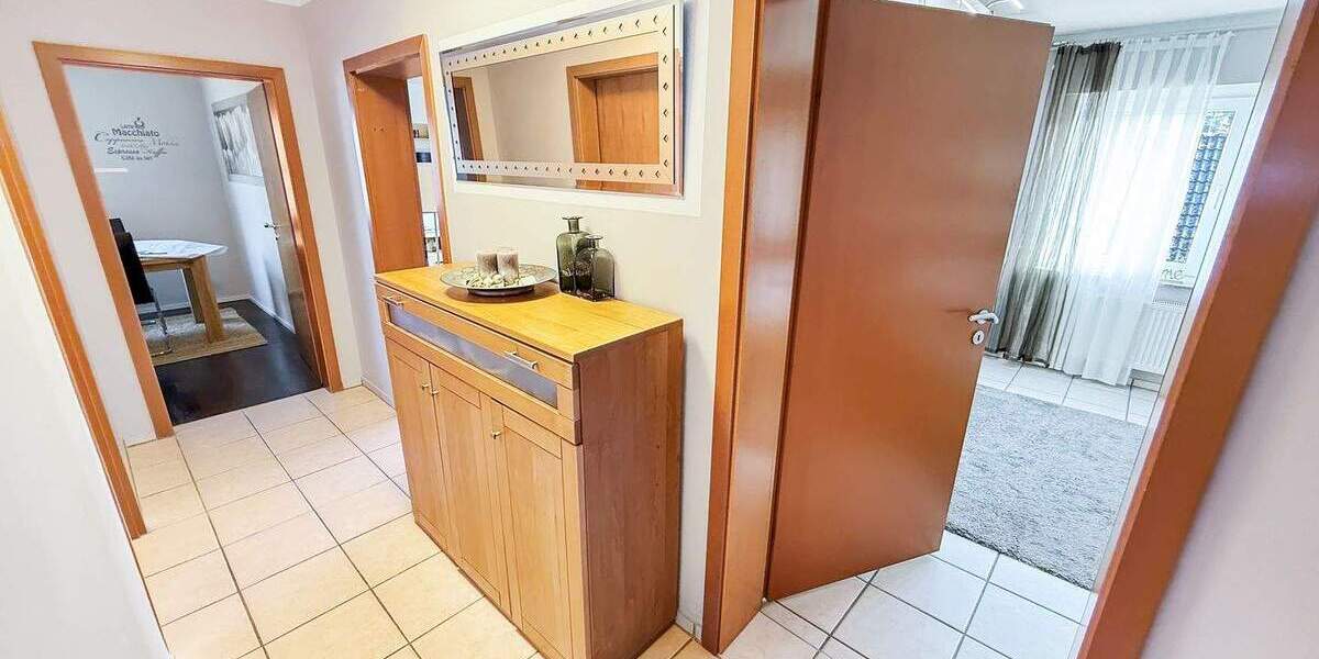 Mehrfamilienhaus, Wohnhaus Oerlinghausen Lipperreihe - 6 Zimmer, 182 m&sup2;, 469.000&euro; | Angebot:25732956