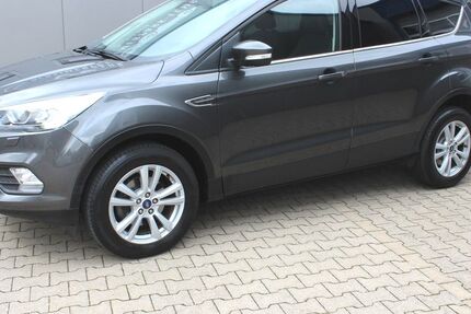 Ford Kuga 140.000 km 10.500 &euro; Bad Salzuflen 32107
