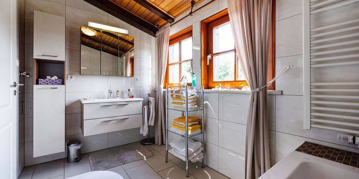 Mehrfamilienhaus, Wohnhaus Halle/Westf. Hesseln - 6 Zimmer, 157 m&sup2;, 368.000&euro; | Angebot:26909170