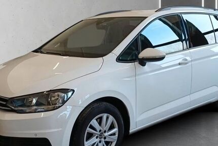 VW Touran 28.911 km 23.799 &euro; Detmold 32758