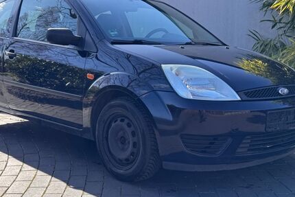 Ford Fiesta 202.449 km 2.250 &euro; Rietberg 33397