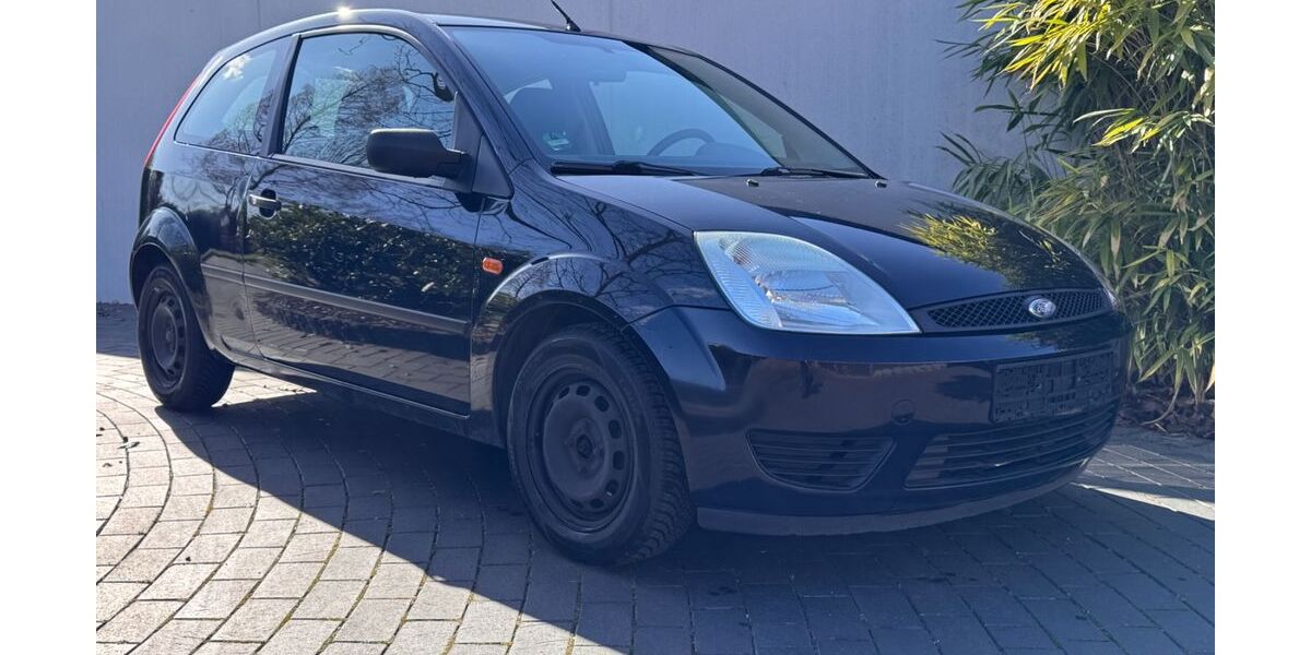 Ford Fiesta 202.449 km 2.250 &euro; Rietberg 33397