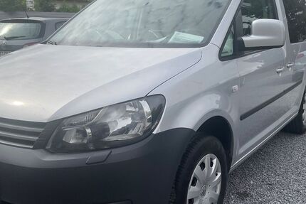 VW Caddy 112.000 km 8.990 &euro; Bielefeld 33649