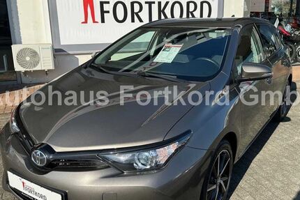 Toyota Auris 69.980 km 14.490 &euro; Bielefeld 33689