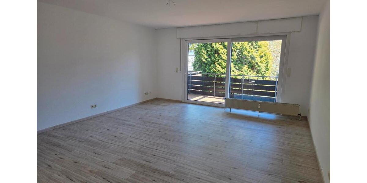 Etagenwohnung Bünde - 2.5 Zimmer, 100 m&sup2;, 720&euro; | Angebot:26619389