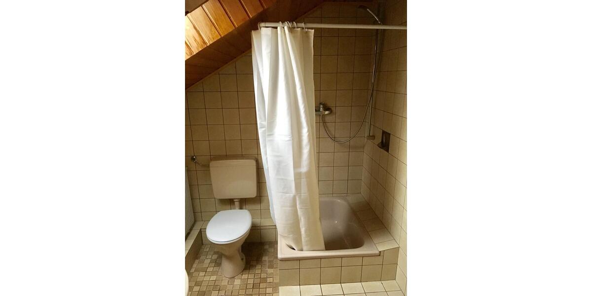 3-Zimmer-Dachgeschosswohnung in Herford-StedefreundBi-Brake 3 zimmer