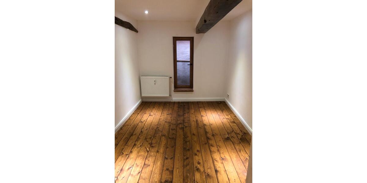 Maisonettenwohnung Bad Salzuflen - 4 Zimmer, 140 m&sup2;, 300.000&euro; | Angebot:25634498