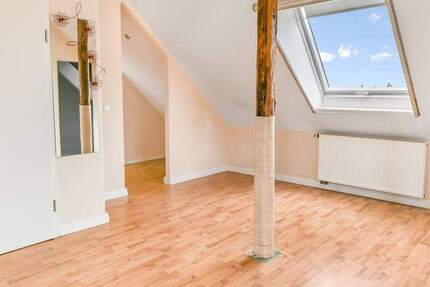 Stilvolle Dachgeschosswohnung über den Dächern von Brackwede 3 zimmer