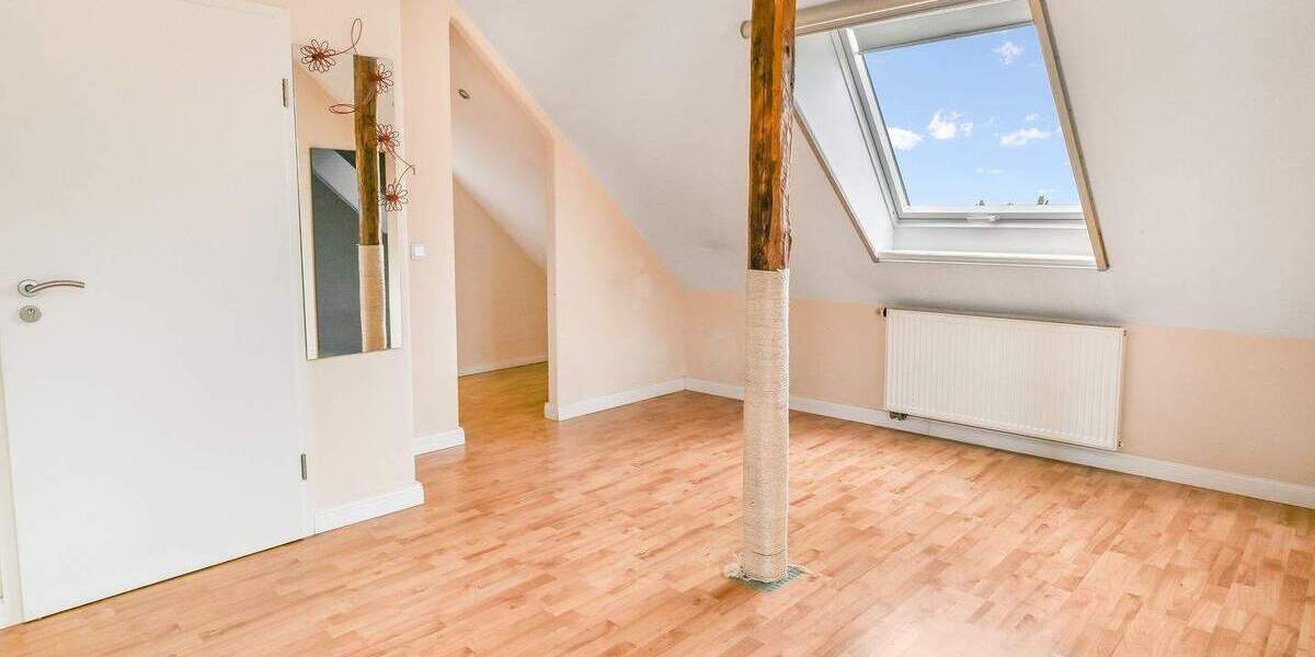 Stilvolle Dachgeschosswohnung über den Dächern von Brackwede 3 zimmer