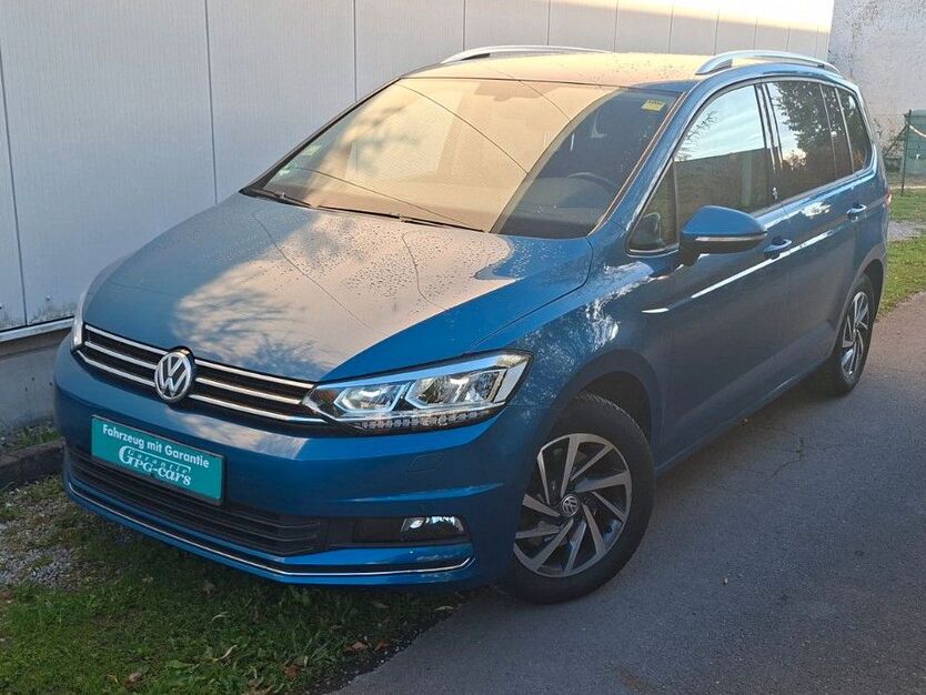 VW Touran 107.495 km 17.999 € Detmold 32758