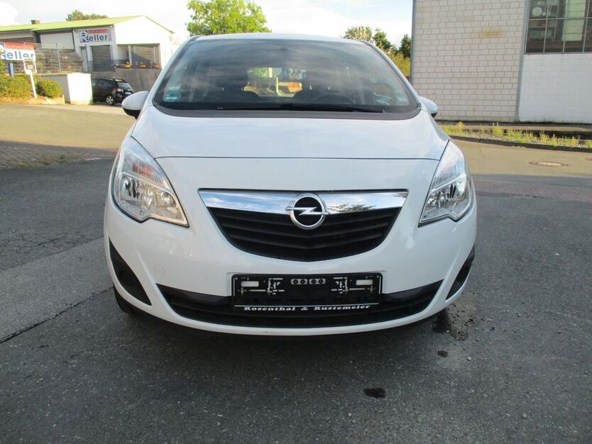 Opel Meriva 195.820 km 2.790 € Paderborn 33106