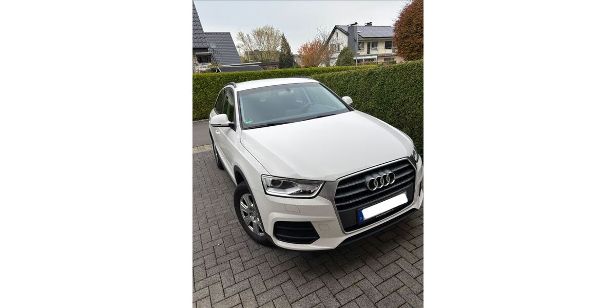 Audi Q3 95.000 km 14.700 &euro; Detmold 32758